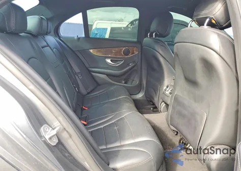 2018 Mercedes-Benz C 300 from USA, damaged, VIN 55SWF4JB2JU247103